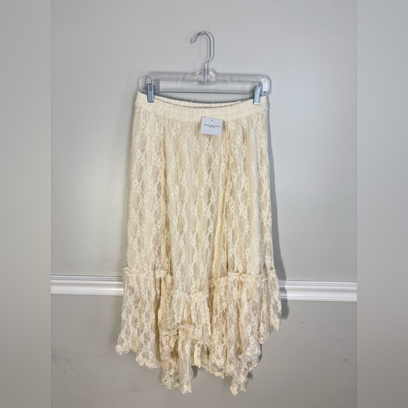 American Eagle - Picture 4 of 4